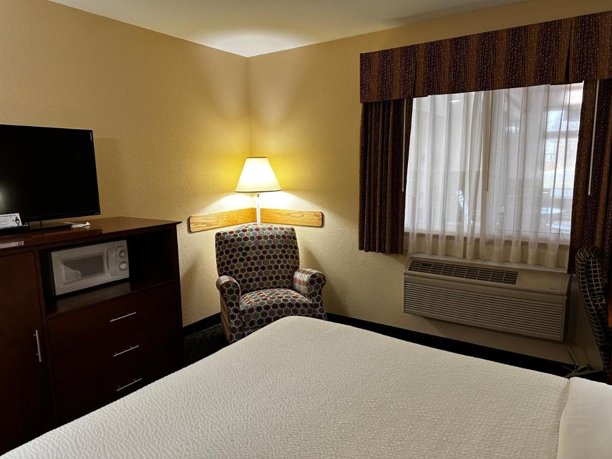 Days Inn By Wyndham Imlay City Exterior foto