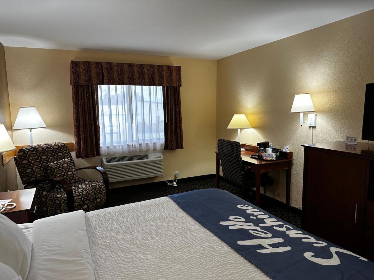 Days Inn By Wyndham Imlay City Exterior foto