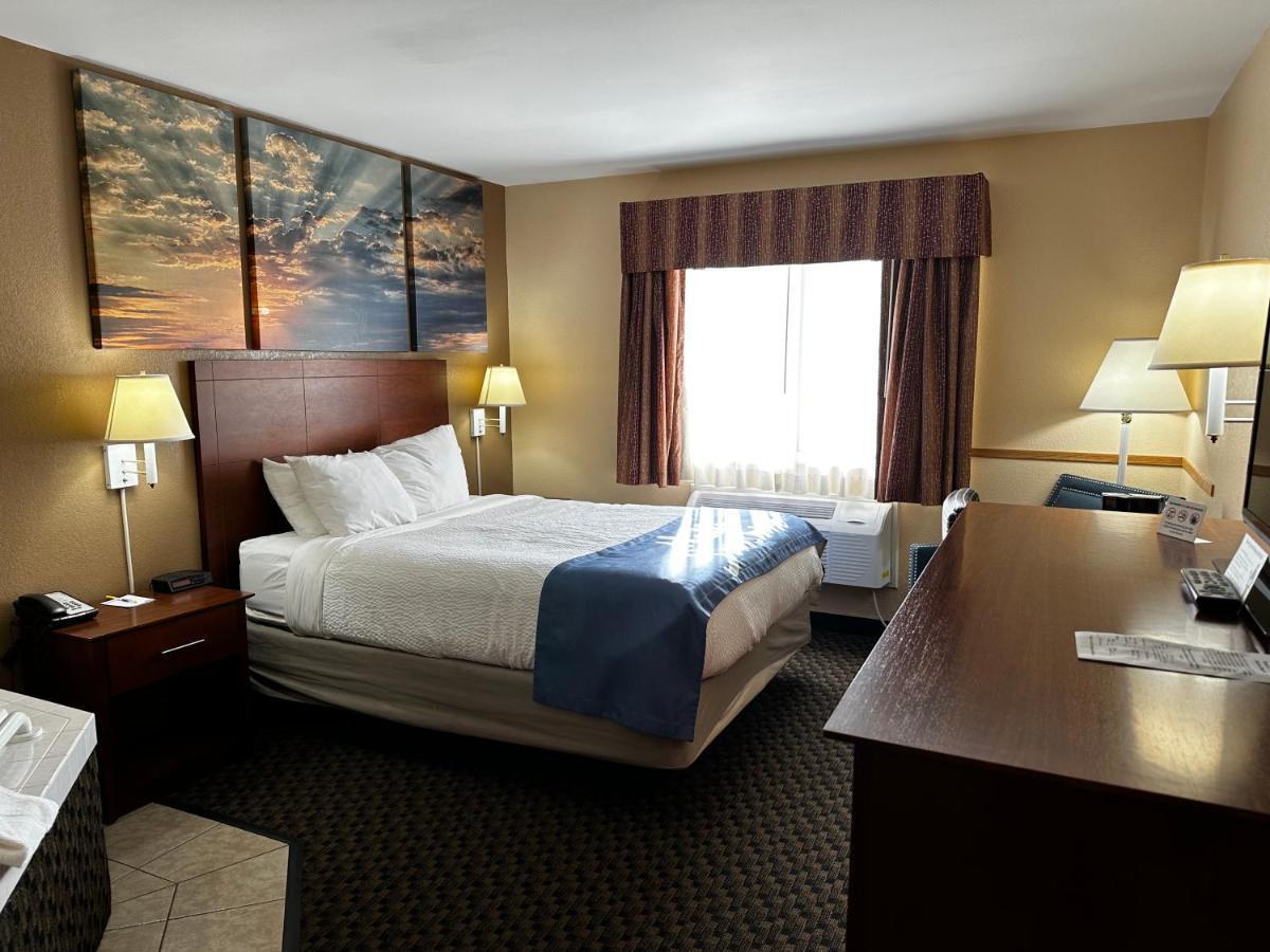 Days Inn By Wyndham Imlay City Exterior foto