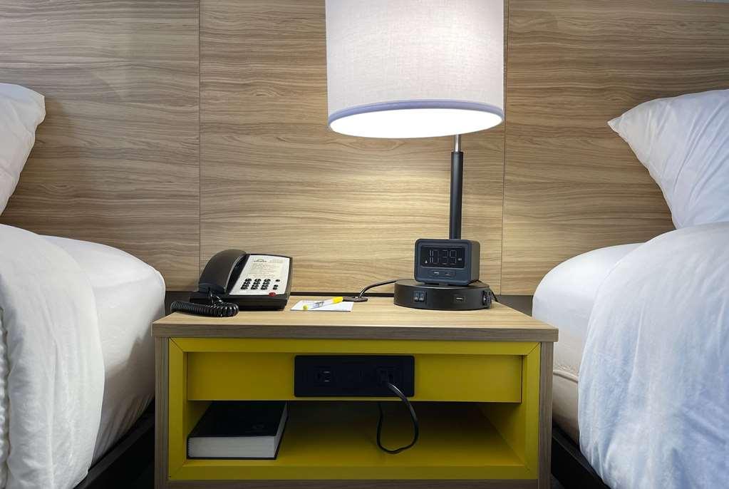 Days Inn By Wyndham Imlay City Zimmer foto
